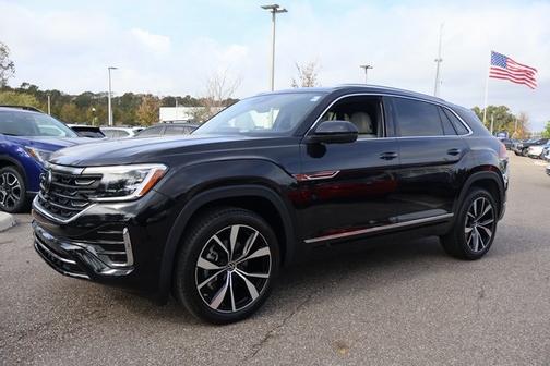 2025 Volkswagen Atlas Cross Sport 2.0T SEL Premium R-Line