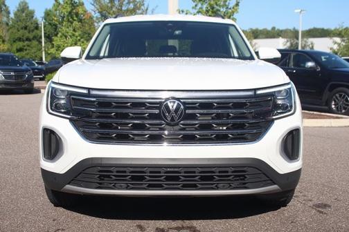 2024 Volkswagen Atlas 2.0T SE w/ Technology