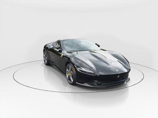 2025 Ferrari Roma Spider Base