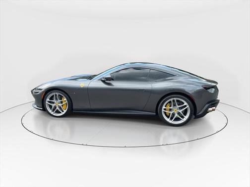 2021 Ferrari Roma Base