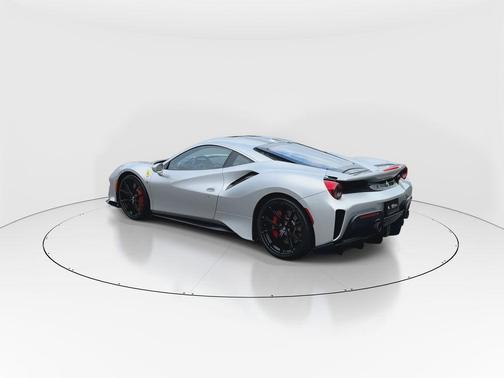Silver 2019 Ferrari 488 Pista Base