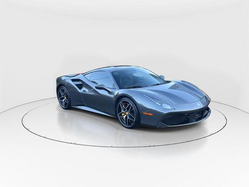 Grigio Silverstone Metallic 2019 Ferrari 488 GTB Base