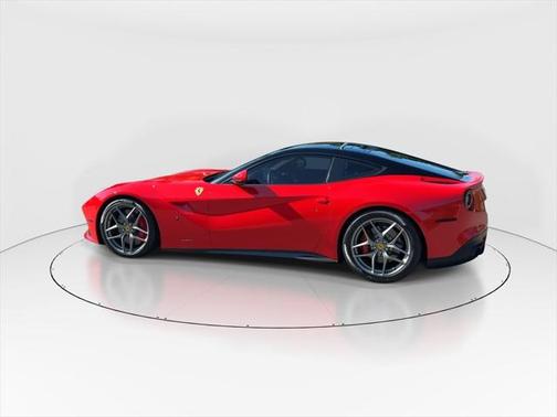 2014 Ferrari F12berlinetta Base