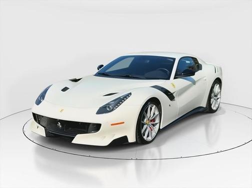 2016 Ferrari F12tdf Base