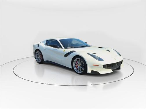 2016 Ferrari F12tdf Base