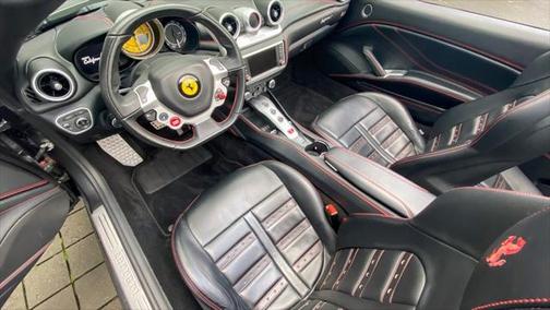 2015 Ferrari California T