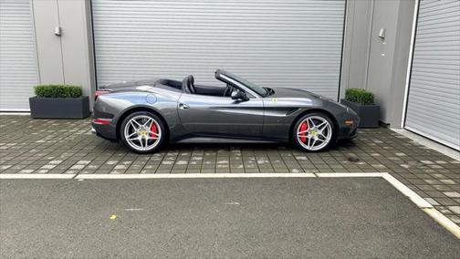 2015 Ferrari California T