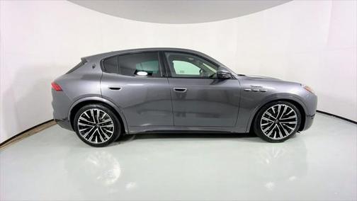 2023 Maserati Grecale Modena