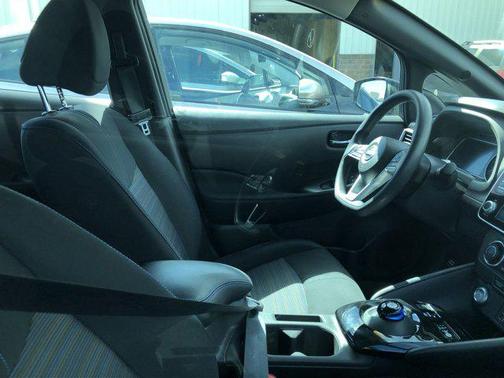 2023 Nissan Leaf S 40 kWh