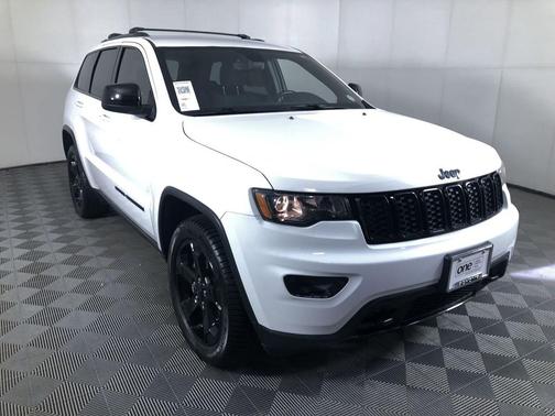 Bright White Clearcoat 2020 Jeep Grand Cherokee Upland