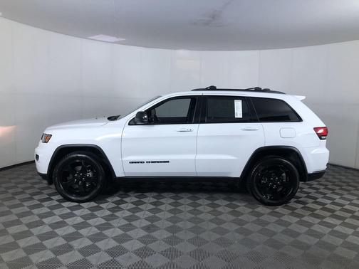 Bright White Clearcoat 2020 Jeep Grand Cherokee Upland