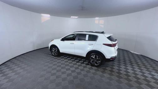 Snow White Pearl 2022 Kia Sportage EX