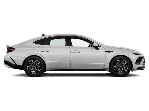 2026 Hyundai SONATA SEL