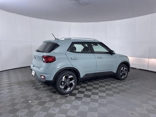 Mirage Green 2026 Hyundai VENUE SEL