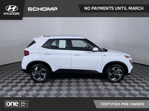 2022 Hyundai VENUE SEL