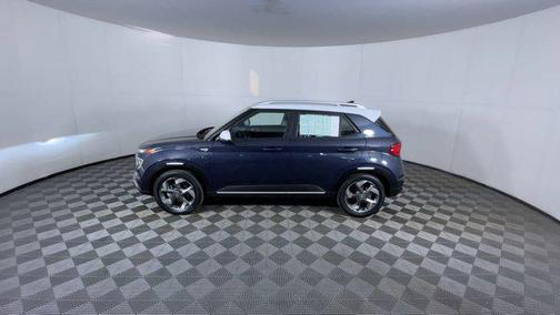 2022 Hyundai VENUE Limited