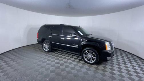 2013 Cadillac Escalade Platinum Edition