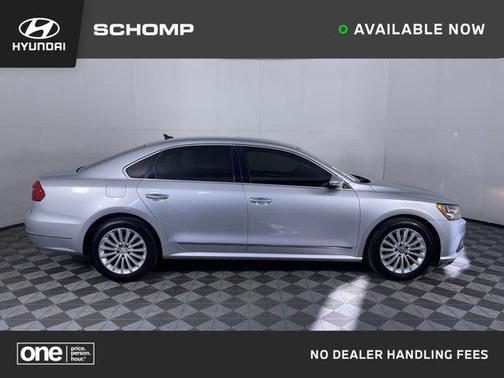 2016 Volkswagen Passat 1.8T SE