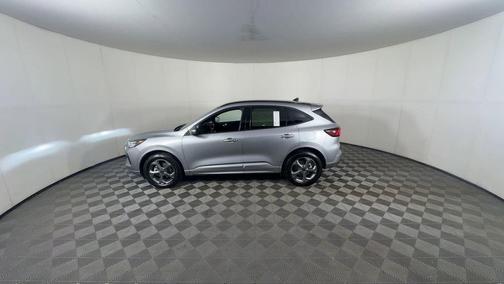 Iconic Silver Metallic 2023 Ford Escape ST-Line Select