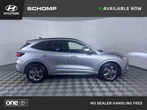 Iconic Silver Metallic 2023 Ford Escape ST-Line Select