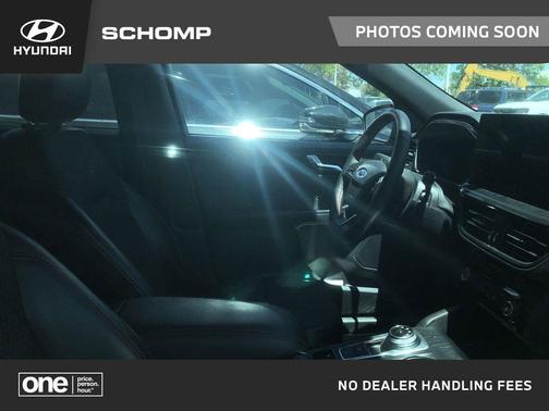 Iconic Silver Metallic 2023 Ford Escape ST-Line Select
