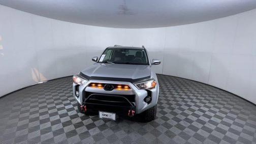 Classic Silver Metallic 2017 Toyota 4Runner SR5