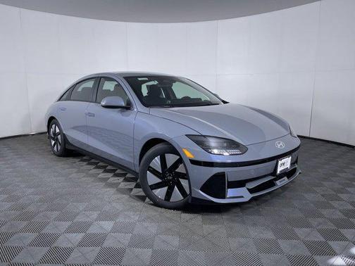 2025 Hyundai IONIQ 6 SE