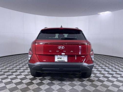 2025 Hyundai KONA SEL Convenience