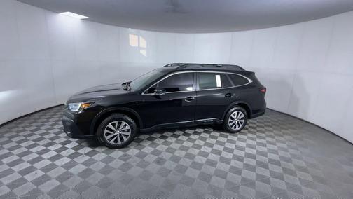 Crystal Black Silica 2022 Subaru Outback Premium