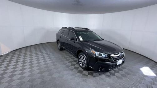 Crystal Black Silica 2022 Subaru Outback Premium