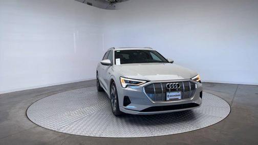 2022 Audi e-tron Premium