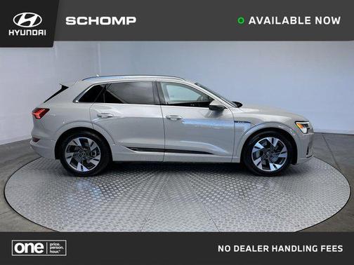 2022 Audi e-tron Premium