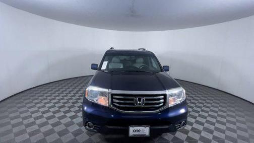Blue 2014 Honda Pilot Touring