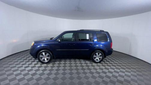 Blue 2014 Honda Pilot Touring