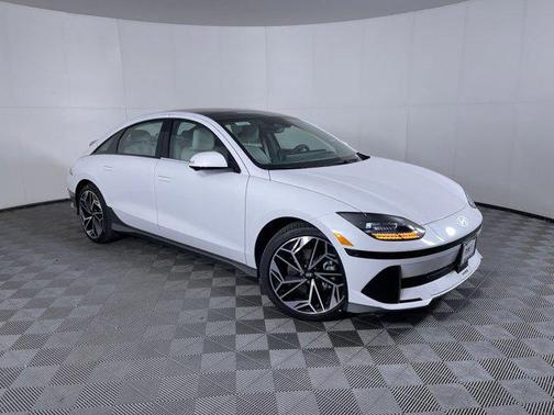 2025 Hyundai IONIQ 6 Limited