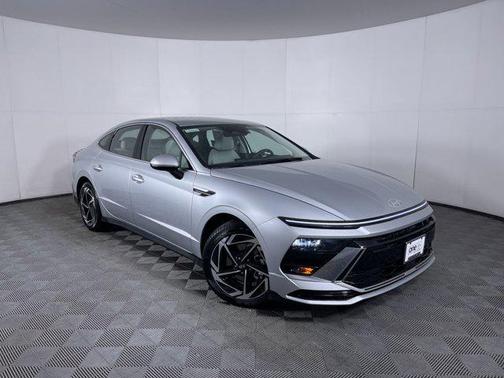 Aero Silver 2026 Hyundai SONATA SEL