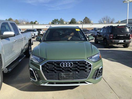2023 Audi Q5 45 S line Premium
