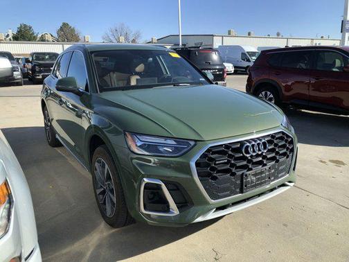 2023 Audi Q5 45 S line Premium