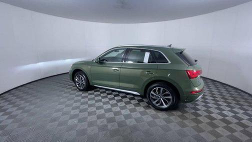2023 Audi Q5 45 S line Premium
