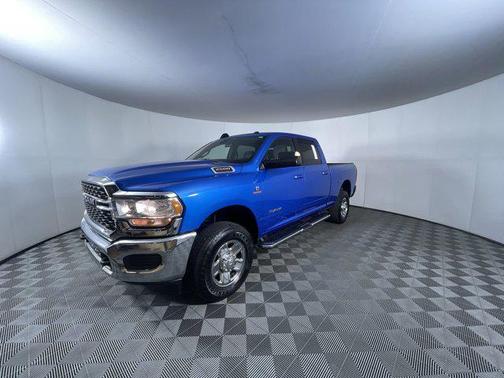 2022 RAM 2500 Big Horn Crew Cab 4x4 6'4' Box