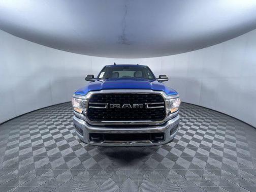 2022 RAM 2500 Big Horn Crew Cab 4x4 6'4' Box