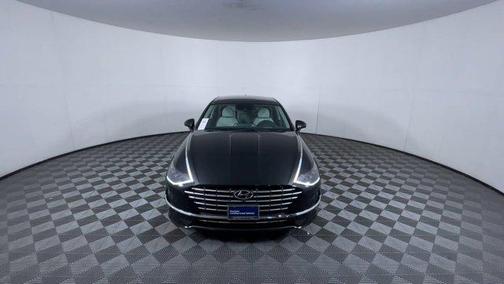 2023 Hyundai SONATA Hybrid Limited