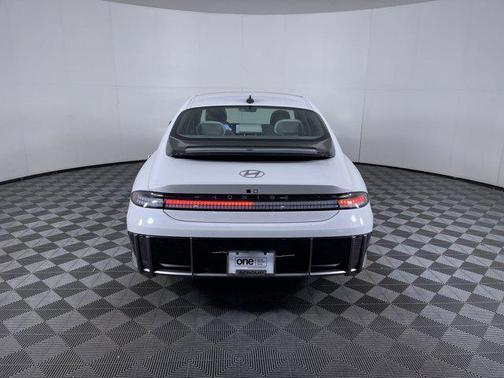 2025 Hyundai IONIQ 6 Limited