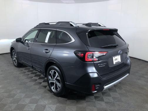 Magnetite Gray Metallic 2022 Subaru Outback Touring XT