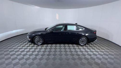 2024 Hyundai SONATA Hybrid Limited