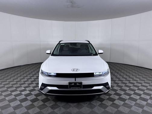 Atlas White 2027 Hyundai IONIQ 5 SEL