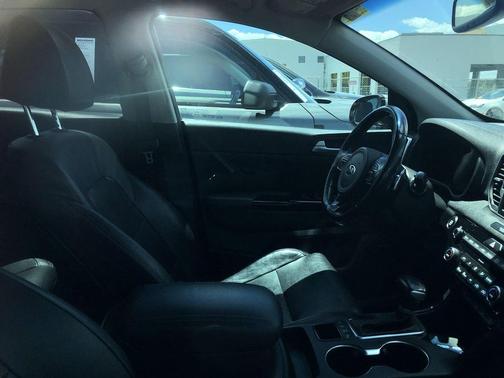 Mineral Silver 2017 Kia Sportage SX Turbo