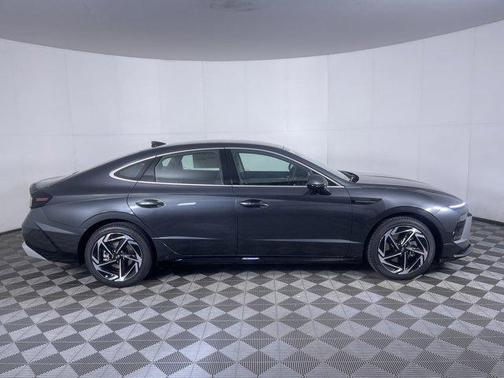 2026 Hyundai SONATA SEL