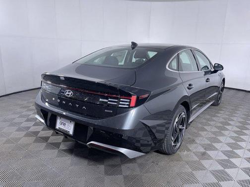 2026 Hyundai SONATA SEL