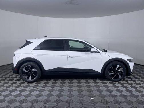 Atlas White 2026 Hyundai IONIQ 5 SEL